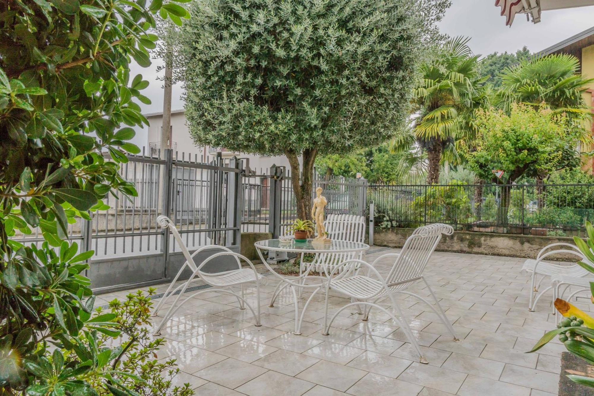 Il Giardino Di Alfonso - Malpensa Airport Relax Lägenhet Samarate Exteriör bild